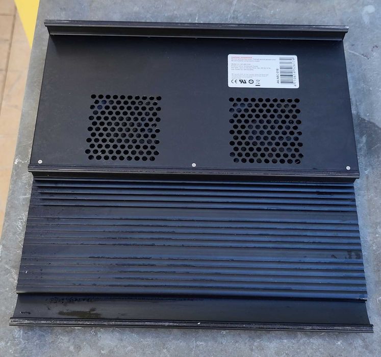 Base de Refrigeração p/ Portátil Akasa (Dual Fan) – Como Nova