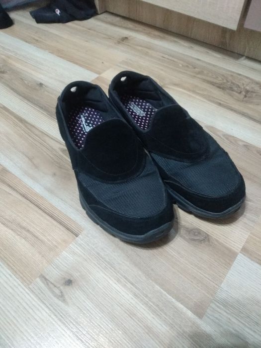 Макасини марки  Skechers