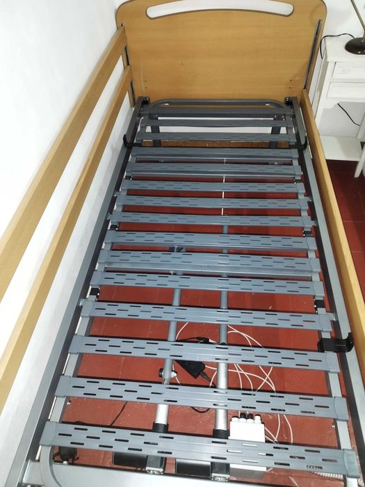 Cama articulada elétrica