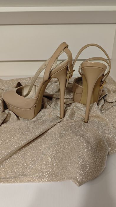 Лакові туфлі на підборах OSSO BIANCO 38р.