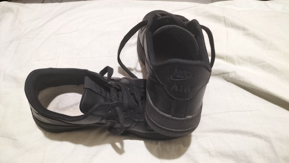 Air force pretas como novas