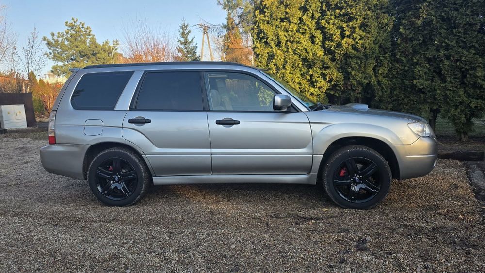 Subaru Forester 2.5 benzyna 230 KM 2005/2006 manual XENON
