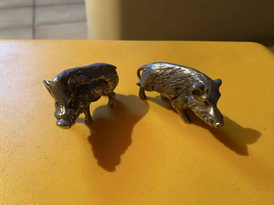 Várias peças em estanho