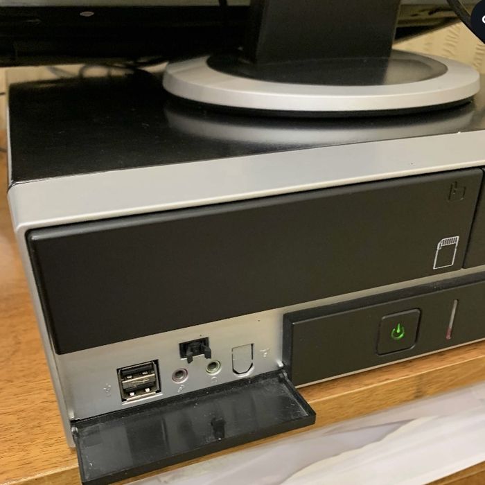 Компьютер Pentium Dual Core CPU E5300 2.6Ghz RAM 2GB 667Mhz HDD 200GB