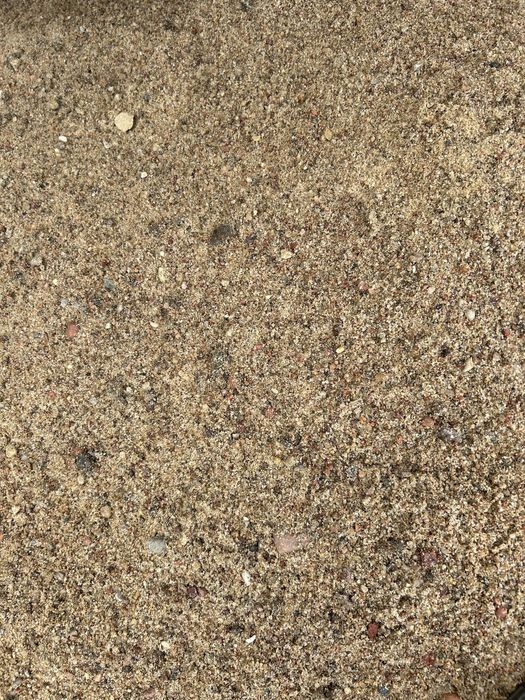 Zwir piasek ziemia tłuczen podsyp