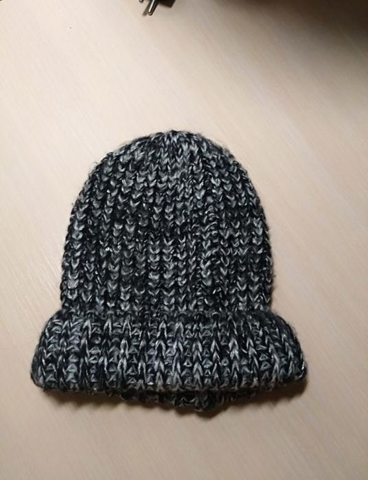 Шапка женская серая