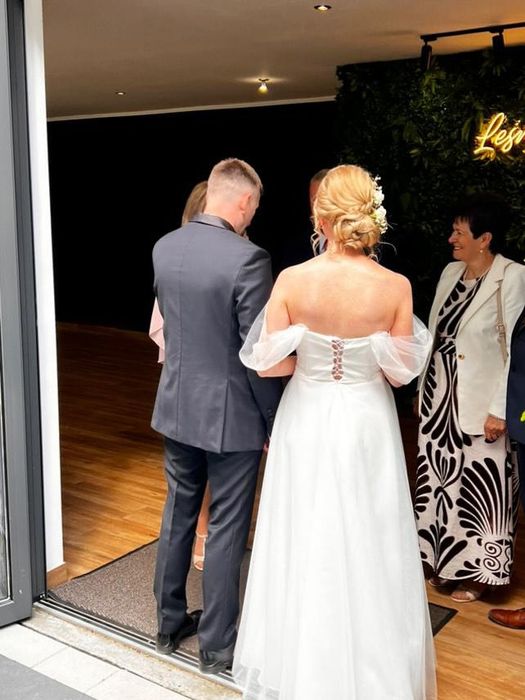 Piękna suknia ślubna