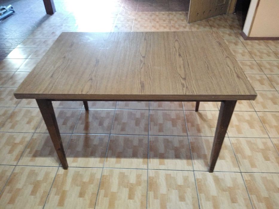 Stół drewniany stan dobry