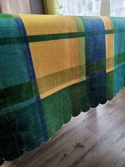 Obrus na stół, różne okazje.