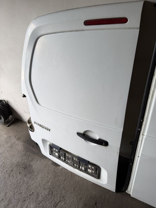 Drzwi prawe lewe tył peugeot partner 08-18r