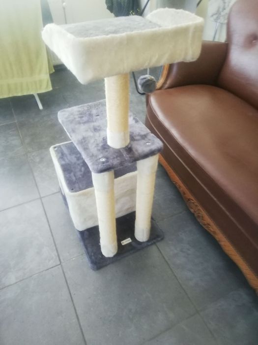 Drapak dla kota firmy  Mostar