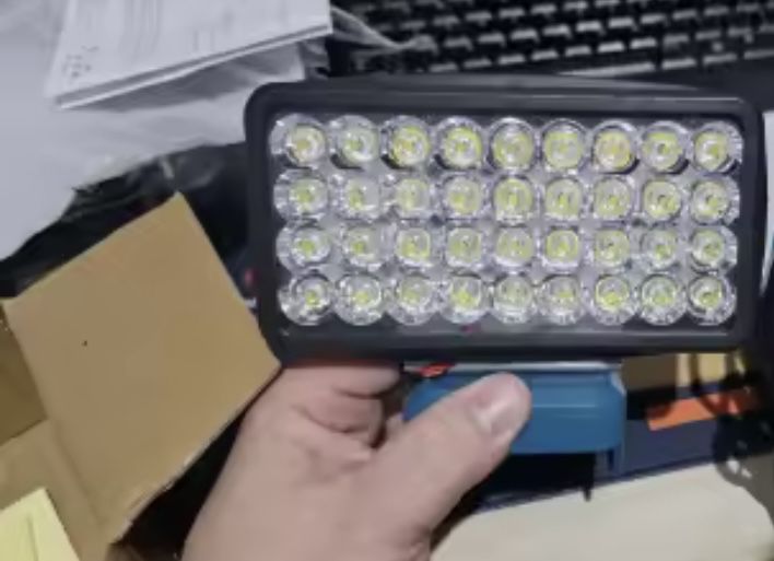 36-світлодіодний робочий ліхтар- прожектор Для Bosch і 2usb павербанк