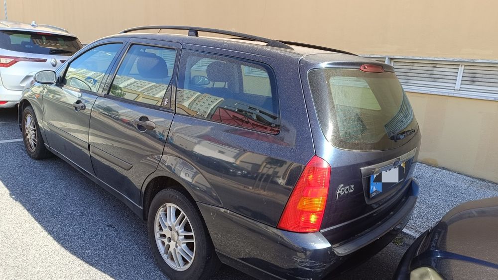 Ford   Focus 1.4