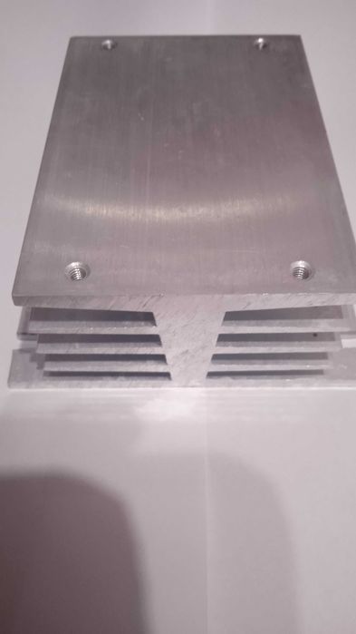 Радіатор для твердотільних реле.