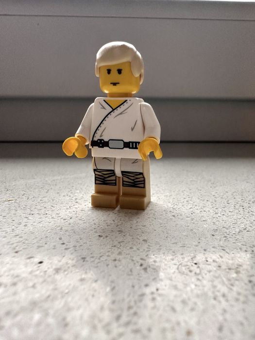 LEGO Star Wars - Figurka - Luke Skywalker (Tatooine) sw0566