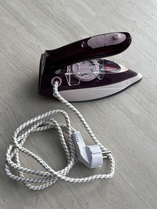 дорожня праска Magio MG-549 стан ідеал