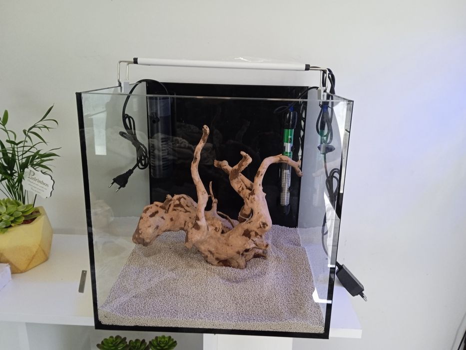 Aquário cubo 35x35x35 completo "novo"