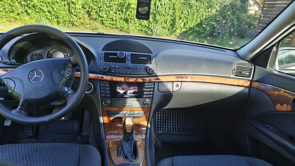 Mercedes w211 2.2cdi bardzo oszczędny.