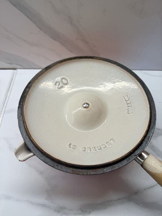 Le cruset вітажний чавунний сотейник