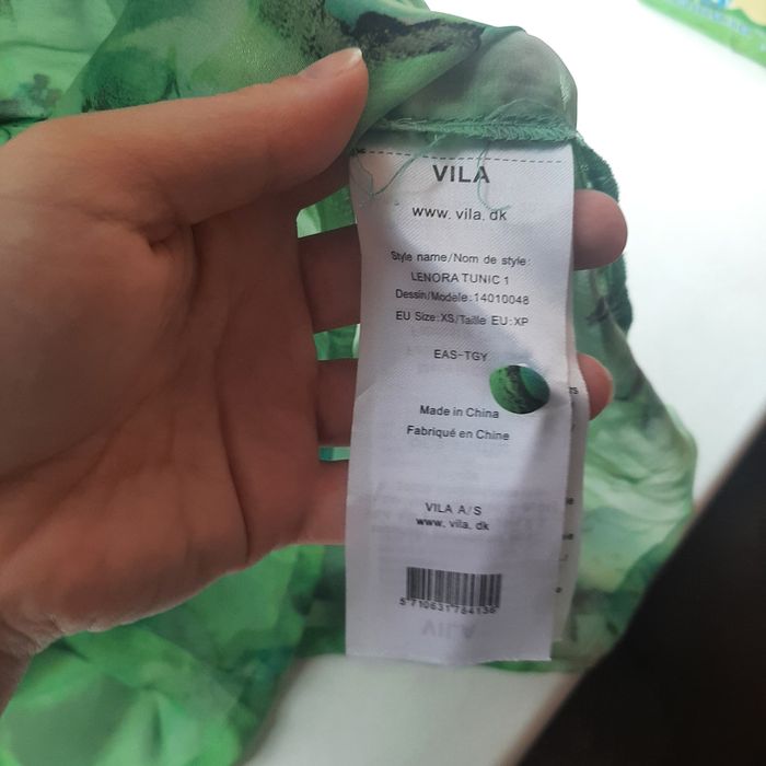 Пляжна туніка бренду Vila