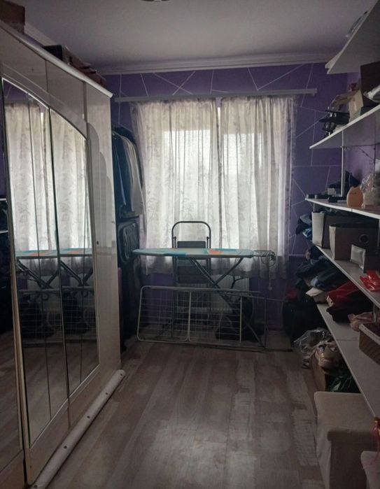 Здається будинок на Космосі