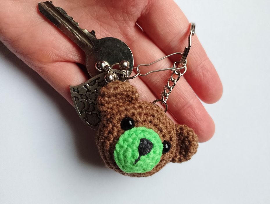 Głowa misia. Brelok.