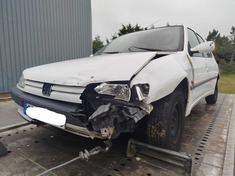 Para peças Peugeot 306 1.8D ano 1996