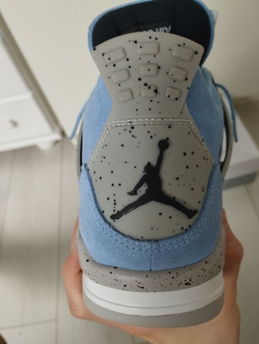 Jordan 4 UNC nowe