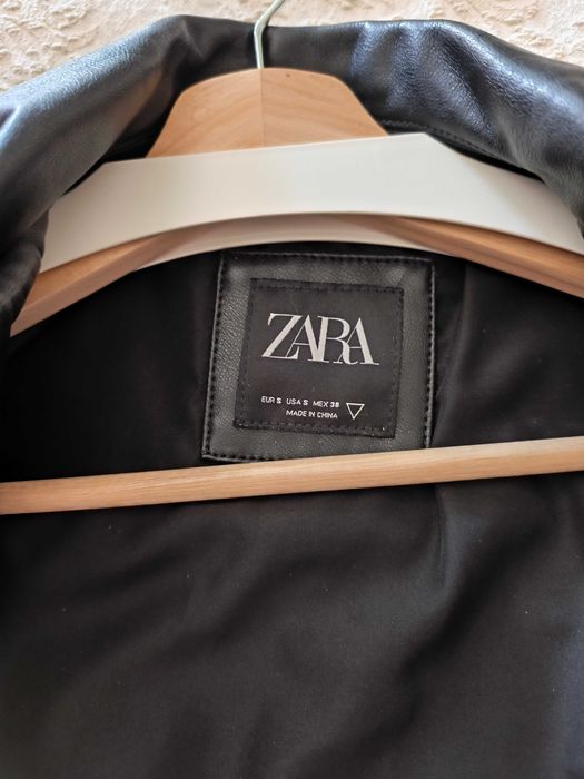 Blusão biker efeito pele preto homem Zara