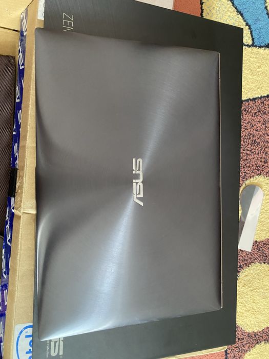 Asus zenbook ux31a with touchscreen