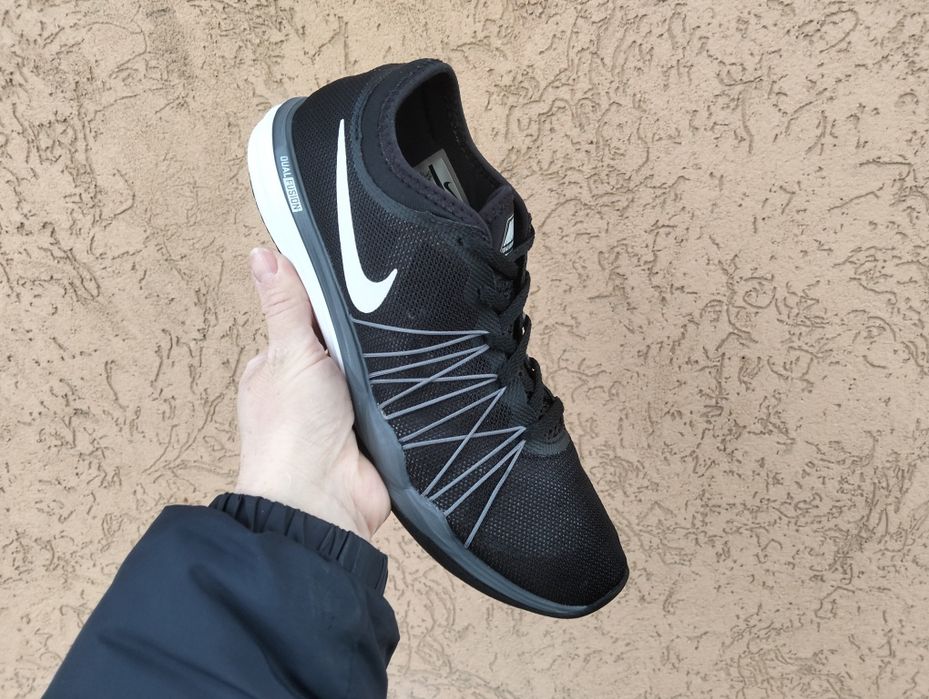 NIKE Кросівки оригінал