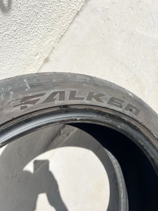 225/45/18 Falken 2 pneus