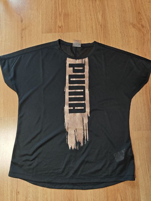 Czarna koszulka że złotym napisem Puma rozm L