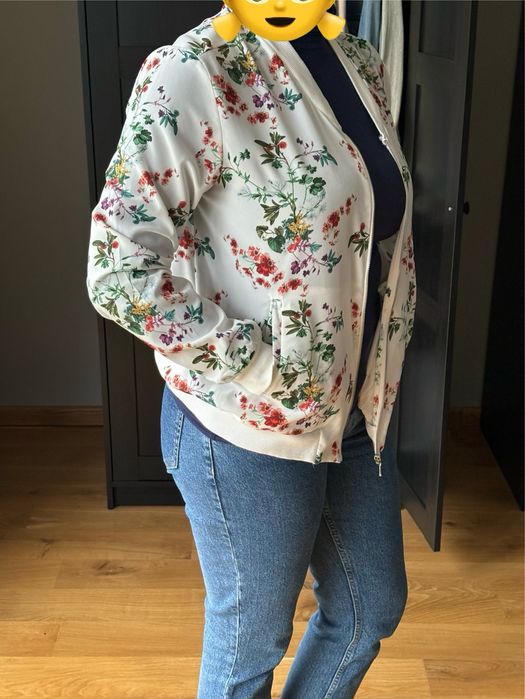 Kurtka bomberka Stradivarius
