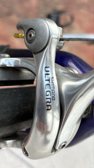 Bicicleta de estrada (quadro em carbono)