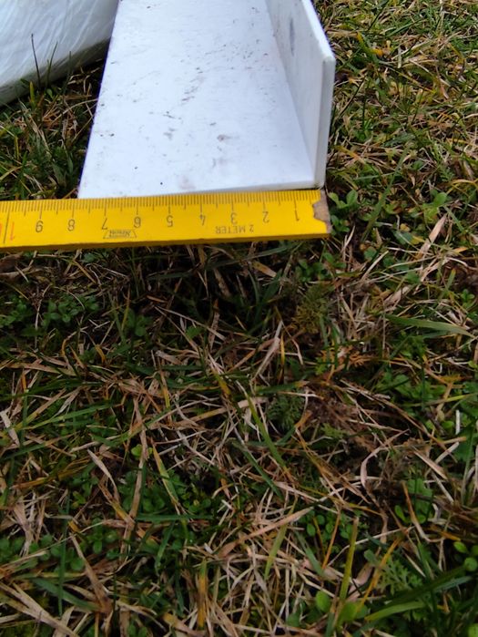 Kątowniki aluminiowe