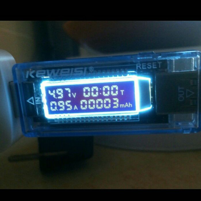 usb tester KWS-V20 U ≈ 9В