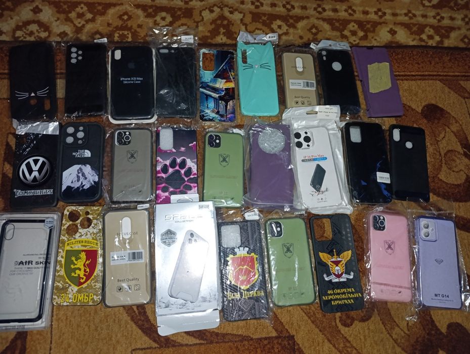Чохли для телефонів