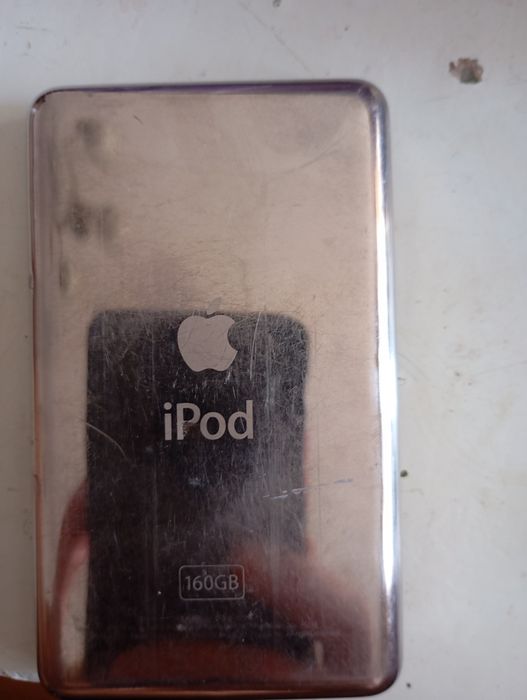 Продаю ipod 160GB. Состояние б/у. 3000 грн.