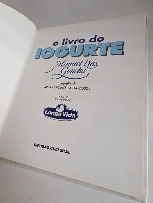 O livro do Iogurte