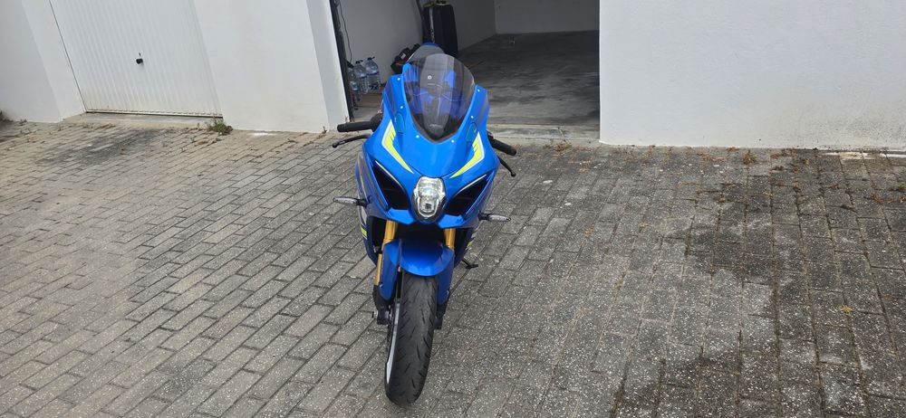 Vendo Gsxr 1000RA  L7