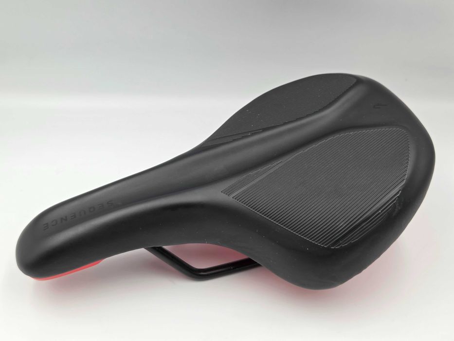 Siodełko SEQUENCE 152mm trekking