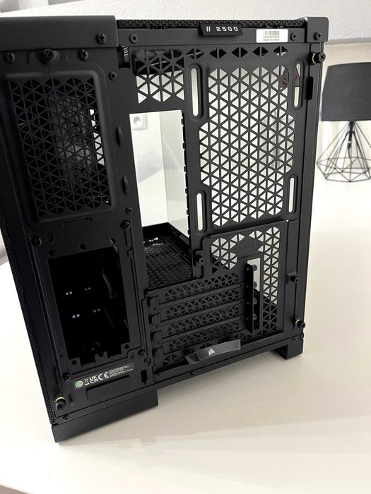 OBUDOWA Corsair 2500X