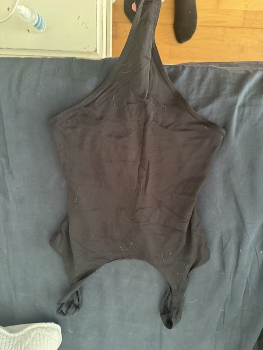 body preto basico