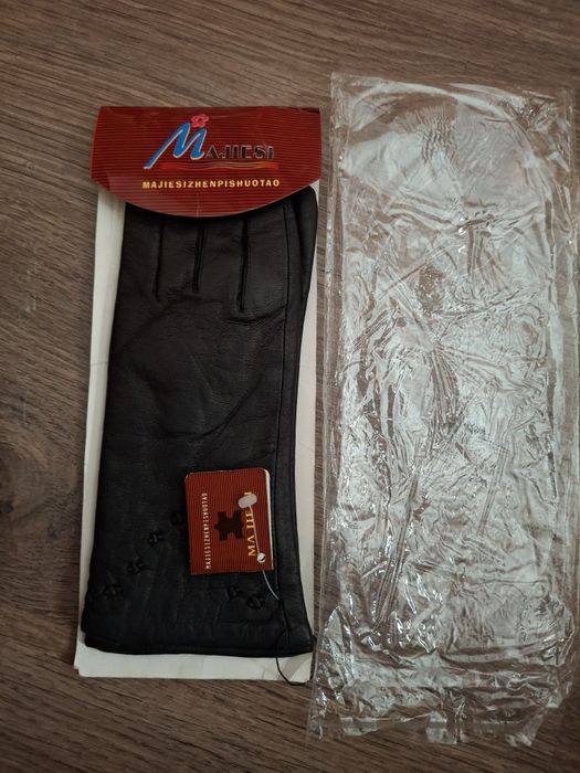 Перчатки жіночі , натуральна шкіра, розмір 8