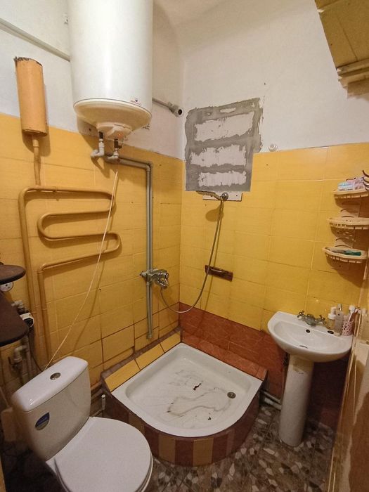 Продається 2х кімнатна квартира