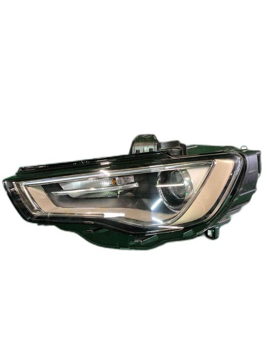 Ótica / Farol Esquerdo AUDI A3 1LL010740 (OEM) | 8V0941005D (OEM) | 8V1941043D (OEM)