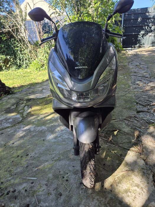 Honda PCX 125 – 2016 | Excelente estado | Revisão feita