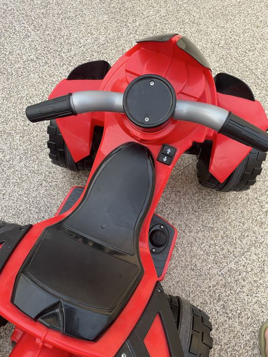 Carro elétrico para criança