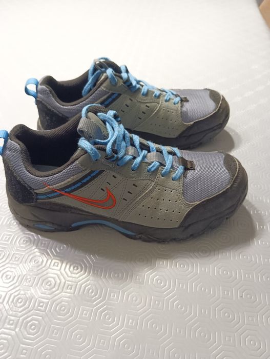 Sapatilhas de montanha NIKE